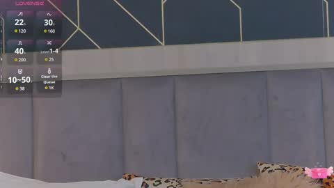 Snapshot of emylaveau chatting on January 17, 2025, 6:26 am  Emy  online show from January 17, 2025, 6:26 am