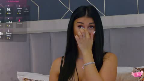 Snapshot of emylaveau chatting on January 24, 2025, 7:08 am  Emy  online show from January 24, 2025, 7:08 am