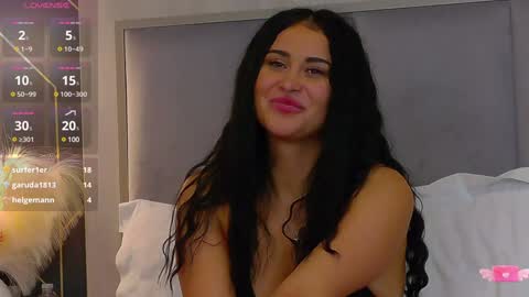 Snapshot of emylaveau chatting on February 8, 2025, 2:16 pm  Emy  online show from February 8, 2025, 2:16 pm