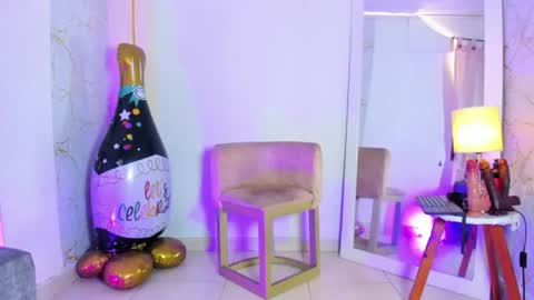 EMYLY  online show from June 13, 2026, 8:40 pm