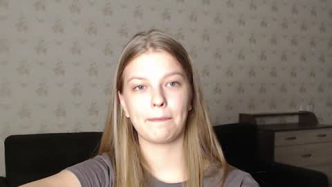 EmySway online show from December 2, 2024, 11:34 am