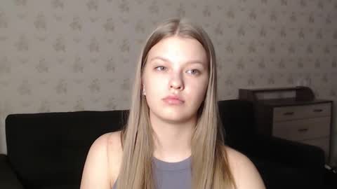 EmySway online show from February 22, 2025, 5:57 pm