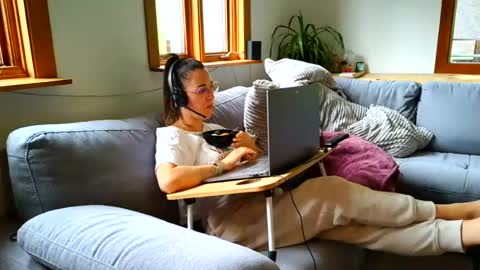 emyxxl online show from July 28, 2026, 2:13 pm