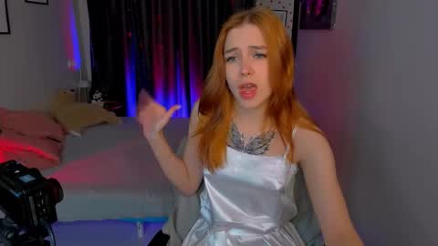 enchanted_bella online show from February 8, 2026, 1:47 pm