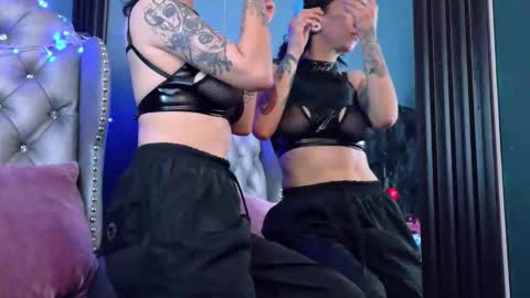 Snapshot of enchantressqueen chatting on March 6, 2026, 3:52 pm EnchantressQueen online show from March 6, 2026, 3:52 pm