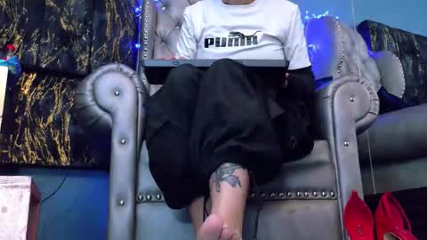 Snapshot of enchantressqueen chatting on March 19, 2026, 3:21 am EnchantressQueen online show from March 19, 2026, 3:21 am