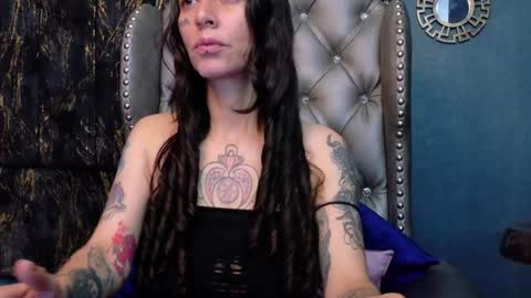 EnchantressQueen online show from May 14, 2026, 12:23 pm