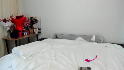 Snapshot of endless_polarity chatting on December 28, 2024, 10:14 am Vi online show from December 28, 2024, 10:14 am