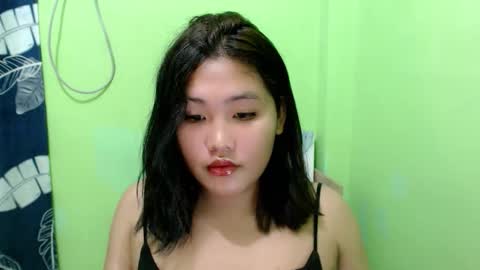 Eva online show from October 17, 2025, 4:42 pm