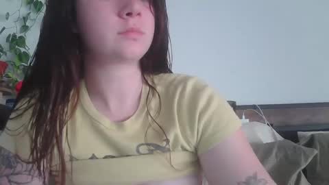 endlessly evie online show from January 5, 2025, 11:33 pm