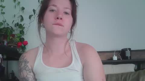 endlessly evie online show from January 28, 2025, 12:26 am