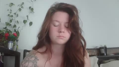endlessly evie online show from March 3, 2025, 11:24 pm