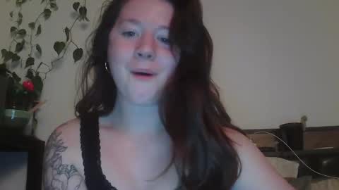 endlessly evie online show from March 5, 2025, 2:25 am