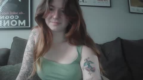 endlessly evie online show from September 19, 2025, 9:48 pm