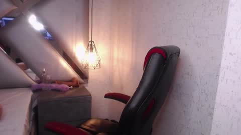 Snapshot of endlessnightfx chatting on January 17, 2025, 3:23 am endlessnightfx online show from January 17, 2025, 3:23 am