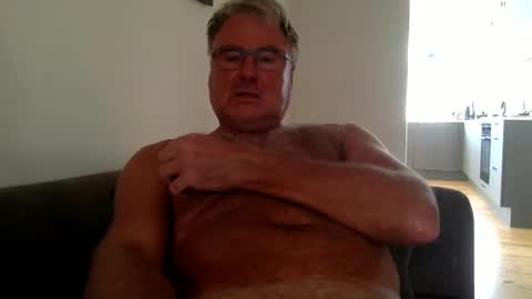 Snapshot of endurado chatting on September 22, 2025, 8:49 am endurado online show from September 22, 2025, 8:49 am