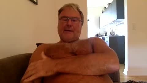 Snapshot of endurado chatting on October 13, 2025, 11:10 am endurado online show from October 13, 2025, 11:10 am