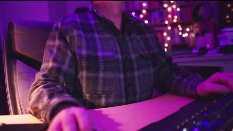 uk online show from January 26, 2025, 2:14 am