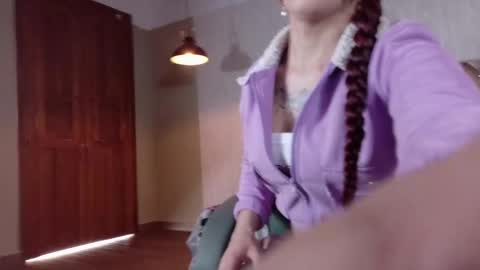 Engel online show from September 23, 2025, 12:30 pm