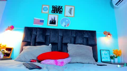  E N G E L  online show from December 27, 2024, 10:37 pm