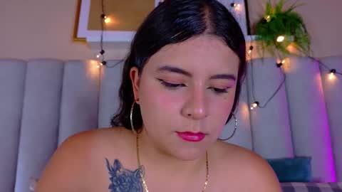 Snapshot of engelstone_ chatting on October 9, 2025, 7:34 pm  E N G E L  online show from October 9, 2025, 7:34 pm