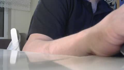 engin_83 online show from June 27, 2026, 10:04 pm