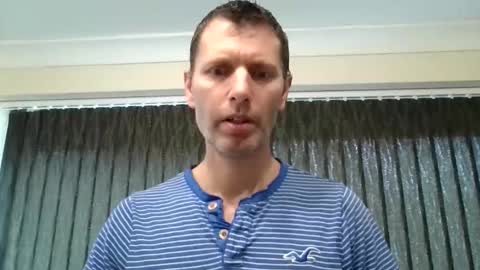 Snapshot of englishguy183 chatting on March 6, 2026, 10:01 am EnglishGuy183 online show from March 6, 2026, 10:01 am