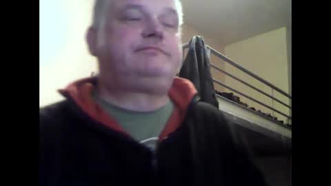 englishguysurrey online show from March 15, 2026, 6:47 pm