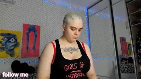 enigmastella online show from December 14, 2025, 11:37 am