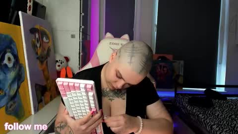 enigmastella online show from January 17, 2026, 11:04 am