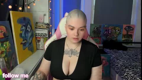 enigmastella online show from February 4, 2026, 11:05 am