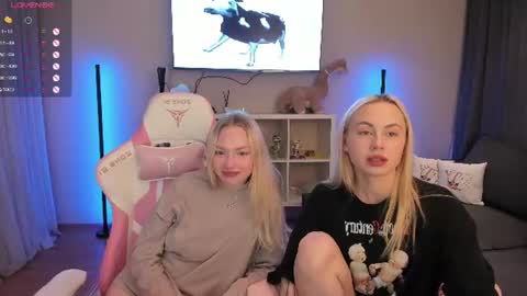 Maria and James online show from June 27, 2026, 12:22 pm