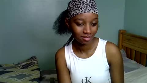 enkarxx online show from December 25, 2024, 11:42 pm