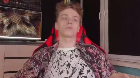 Enker online show from December 3, 2025, 5:48 am