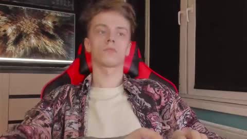 Snapshot of enkeer chatting on February 14, 2026, 8:49 pm Enker online show from February 14, 2026, 8:49 pm