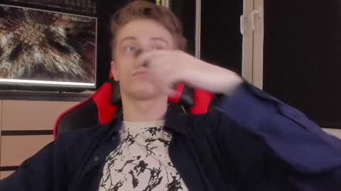 Snapshot of enkeer chatting on March 17, 2026, 4:21 pm Enker online show from March 17, 2026, 4:21 pm