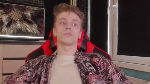 Snapshot of enkeer chatting on March 18, 2026, 3:48 pm Enker online show from March 18, 2026, 3:48 pm