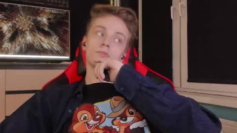 Snapshot of enkeer chatting on March 26, 2026, 3:23 am Enker online show from March 26, 2026, 3:23 am