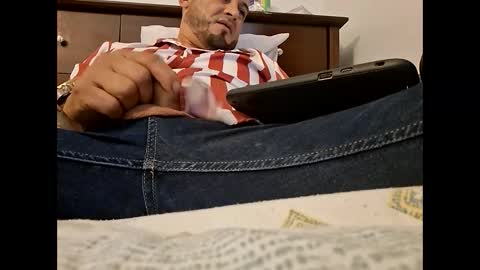 Snapshot of enri1212 chatting on September 25, 2025, 7:17 pm enri1212 online show from September 25, 2025, 7:17 pm