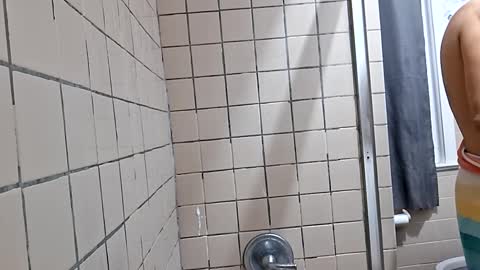 Snapshot of enri1212 chatting on October 1, 2025, 11:55 pm enri1212 online show from October 1, 2025, 11:55 pm