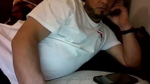 Snapshot of enri1212 chatting on October 10, 2025, 3:05 am enri1212 online show from October 10, 2025, 3:05 am