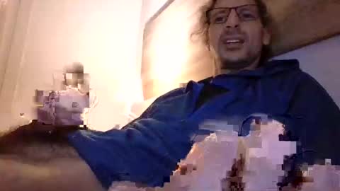 Snapshot of enri222 chatting on February 10, 2025, 12:39 pm rineking online show from February 10, 2025, 12:39 pm