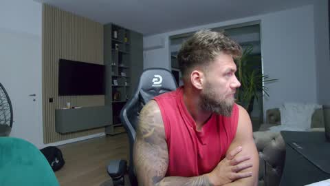 Erik online show from December 19, 2024, 11:35 pm