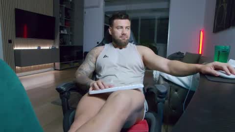 Erik online show from May 2, 2026, 8:25 pm