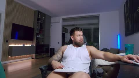 Erik online show from May 6, 2026, 7:08 pm