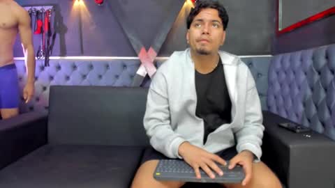 Snapshot of enrique_villa23 chatting on September 20, 2025, 11:55 am enrique online show from September 20, 2025, 11:55 am