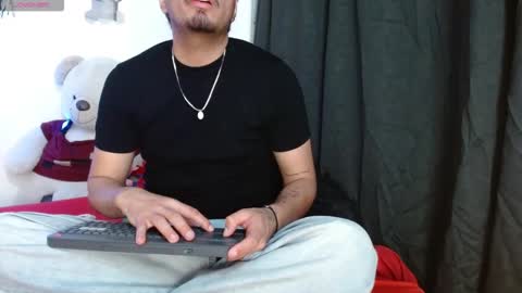 enrique online show from April 10, 2026, 3:23 am