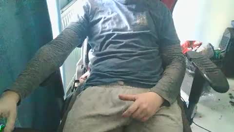 enriquexxx21xxx online show from November 9, 2025, 12:25 pm