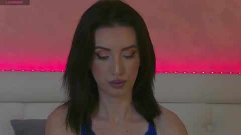 enyahazell online show from November 11, 2025, 6:08 pm