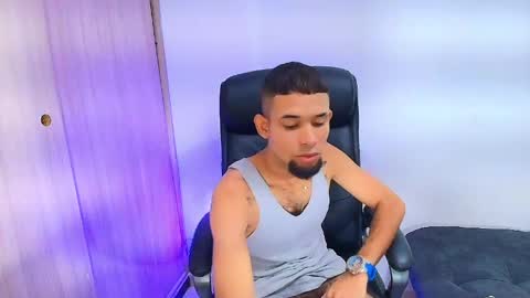 enyel_100 online show from May 12, 2026, 2:30 am